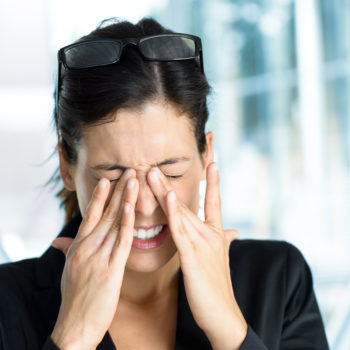 What to Do if You Suffer from Dry Eyes & a Lack of Tear Production